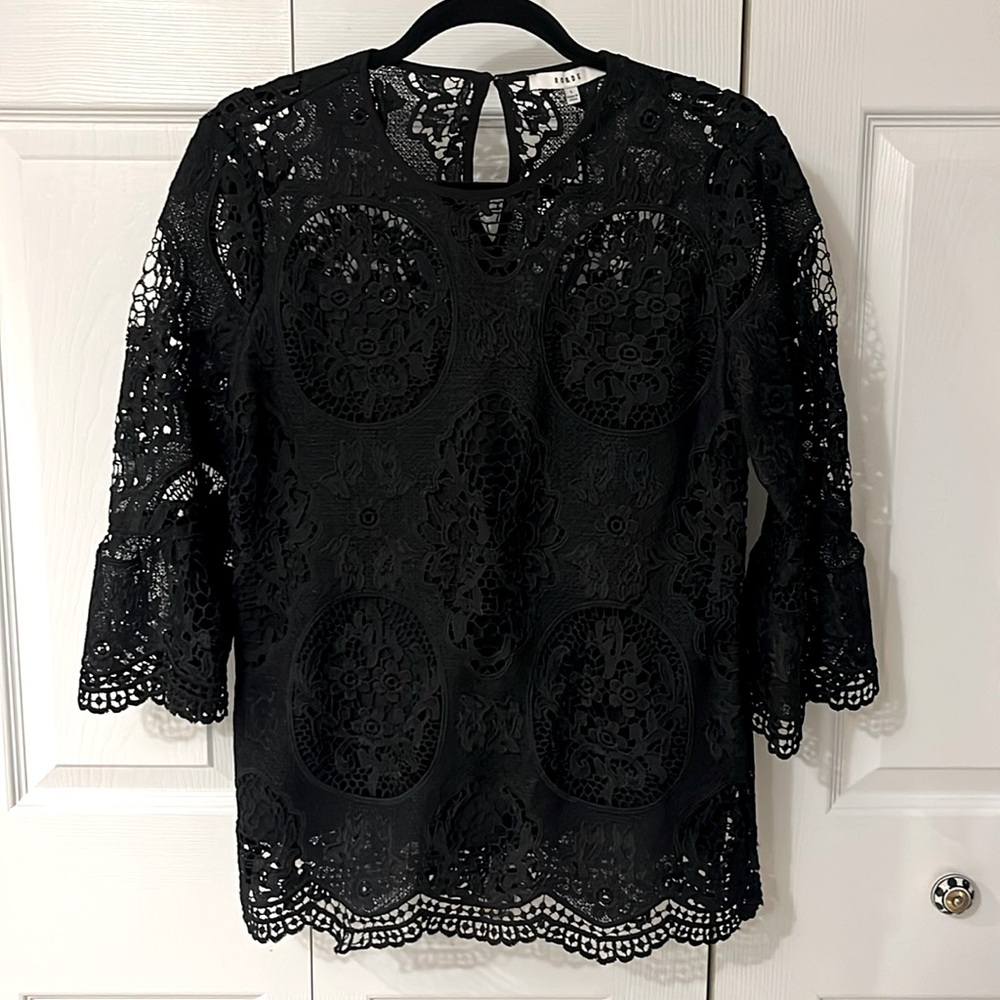 RO & DE lace top